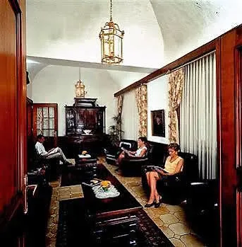 瑞斯腾斯德兰杰洛酒店 酒店 3*