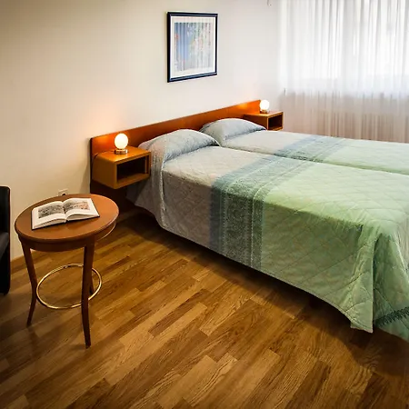 Residenze Dell'angelo 3* Локарно