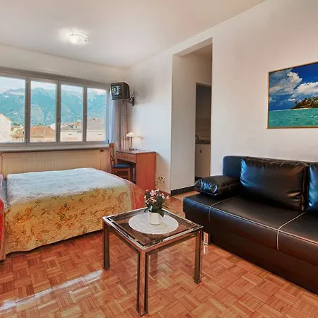 Residenze Dell'angelo Отель Локарно