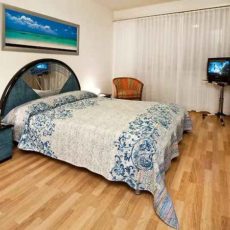 Отель Residenze Dell'angelo Локарно